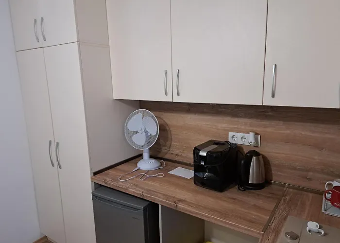 Charming Aquamarine Getaway ヴァルナ