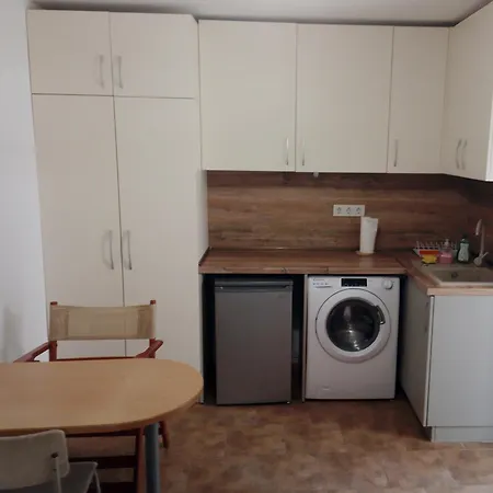 Charming Aquamarine Getaway Apartment Varna